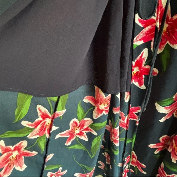 Lulu’s Stargazer Lily Navy Blue Floral Print Maxi Wrap Dress Size Med - Picture 6 of 8